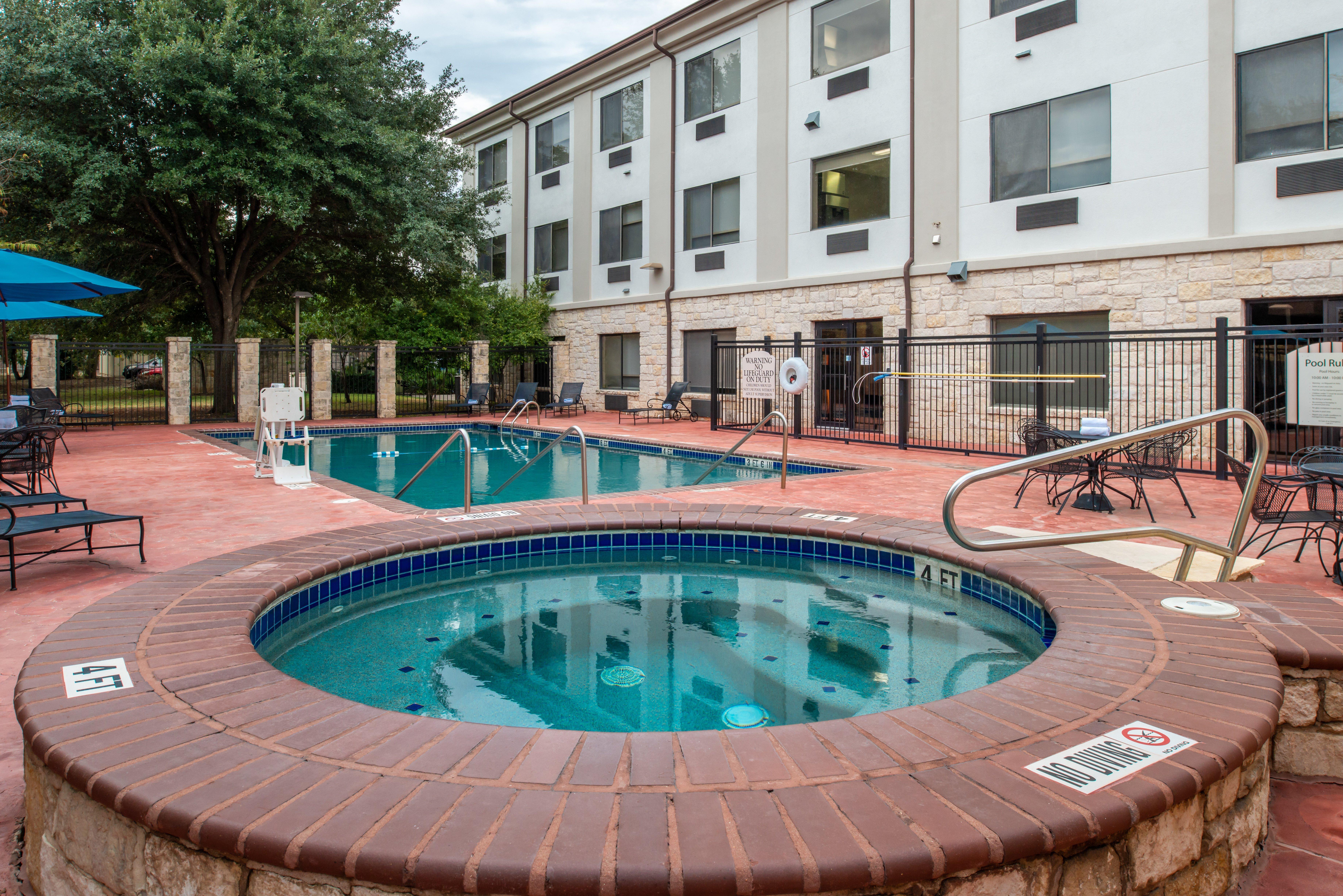 Holiday Inn Express & Suites Austin Nw - Lakeline By Ihg Exterior foto