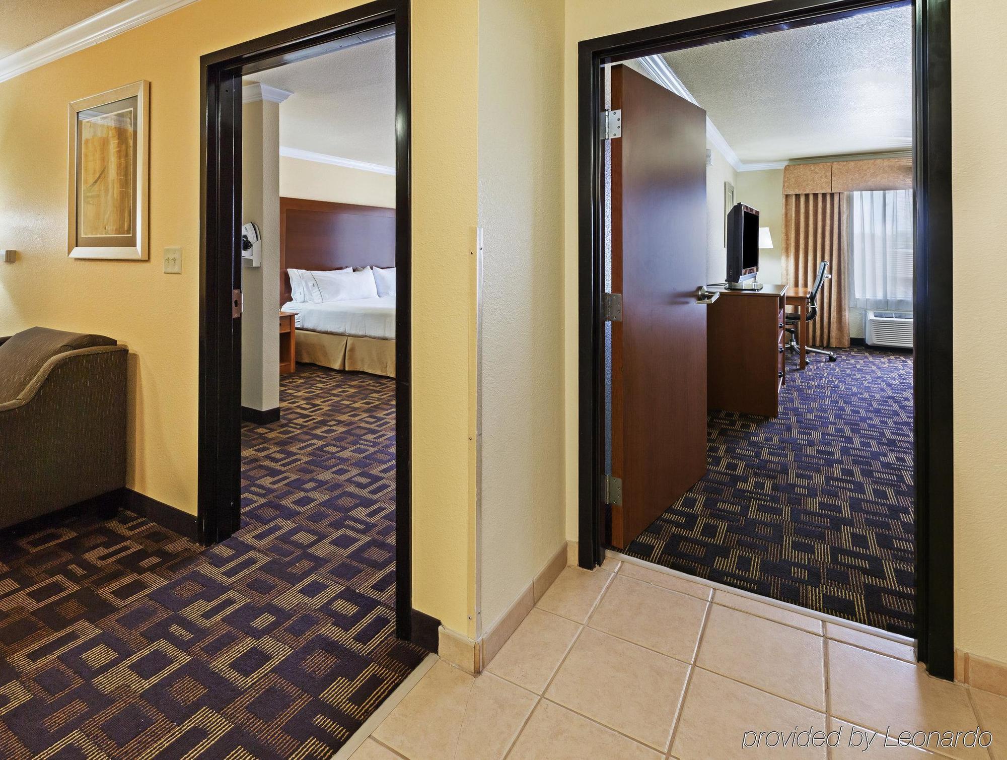 Holiday Inn Express & Suites Austin Nw - Lakeline By Ihg Exterior foto