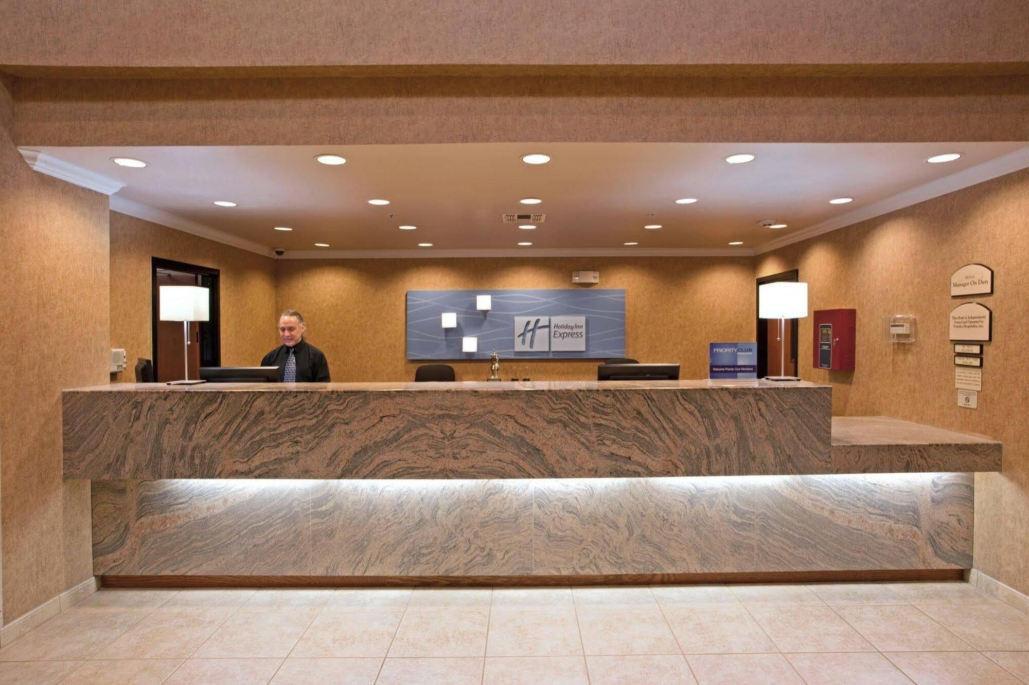Holiday Inn Express & Suites Austin Nw - Lakeline By Ihg Exterior foto